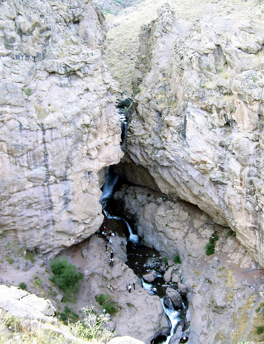 Karkaboud waterfall, Taleghan, Iran